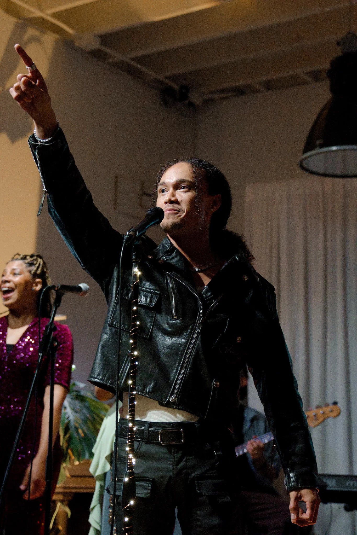 Dana Vaughns performing live